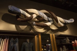 NeoChaEdge's Lee RETHINK denim sculpture in Shanghai. Photos by NeoChaEdge.